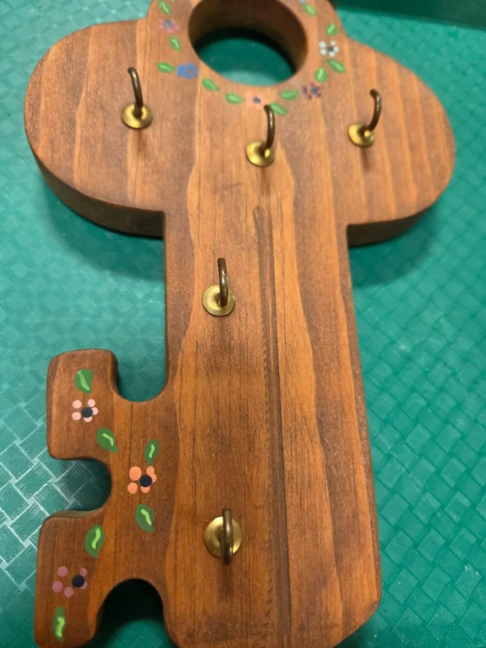 wooden key shaped wall mounted hand painted floral details with 5 hooks key hold